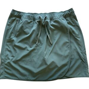 Patagonia Fleetwith Skort Large Olive Green Sage Athletic Outdoor Lightweight